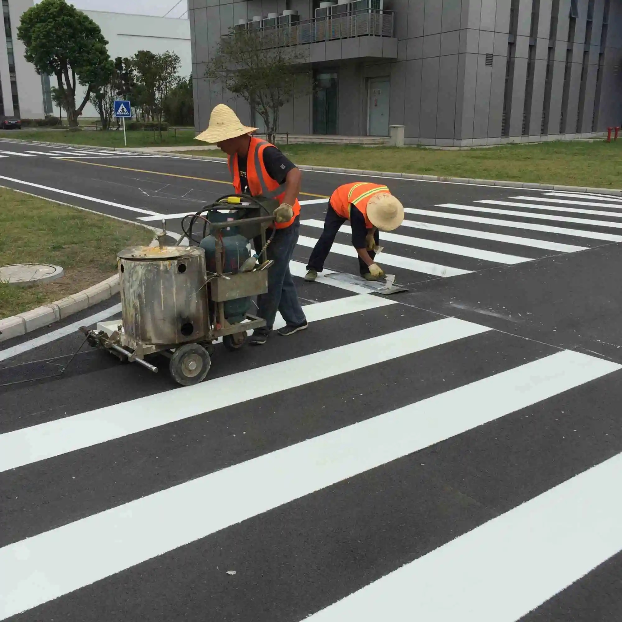 道路劃線(xiàn)